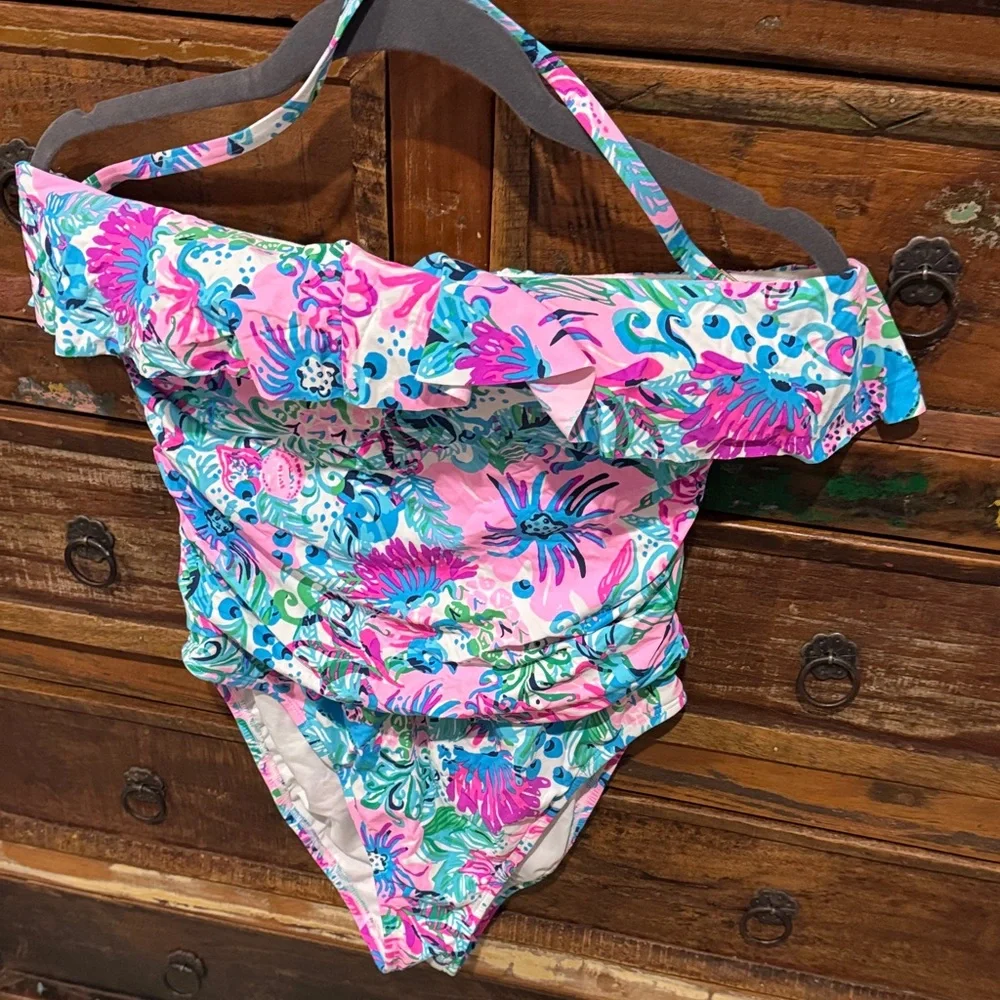 Lilly Pulitzer One Piece - Mandevilla Baby Paradise Petal - Picture 3 of 5